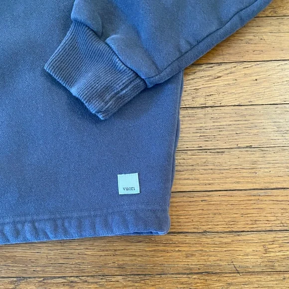 Vuori Grey Crewneck - Picture 2 of 5